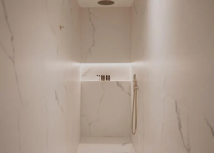 Hotel Tagoo Hills 4*