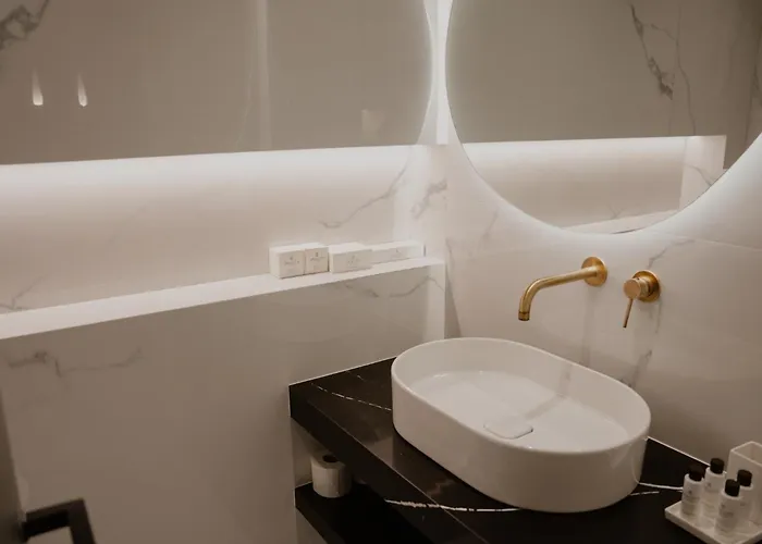 Hotel Tagoo Hills 4*