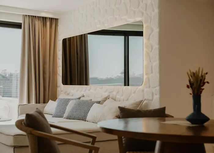 Tagoo Hills 4* Mykonos Town