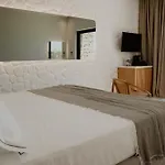 فندق Tagoo Hills 4*